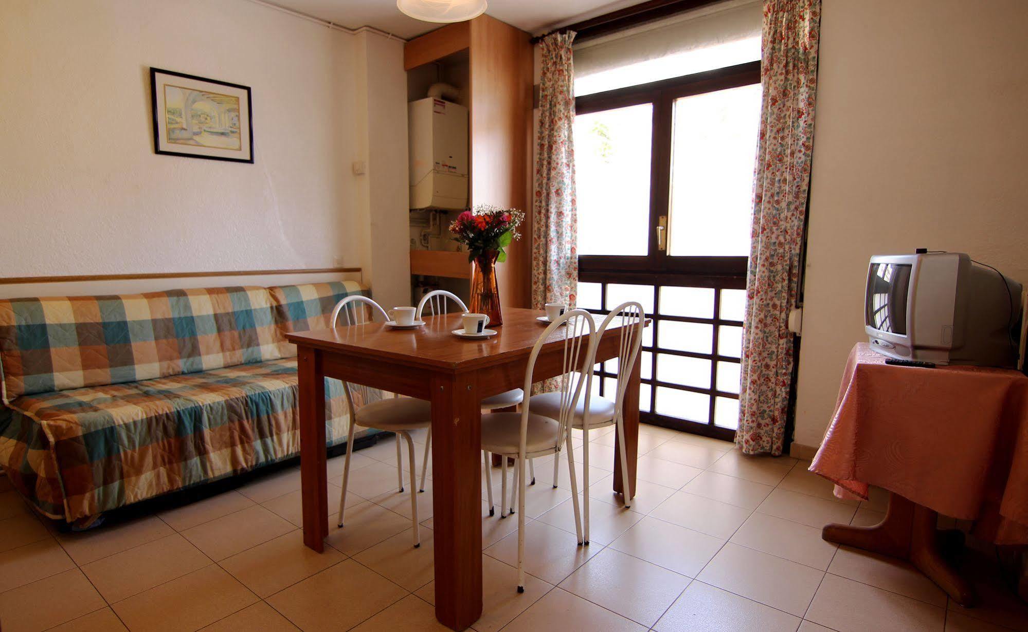 Apartamentos Zodiac Lloret de Mar Eksteriør billede